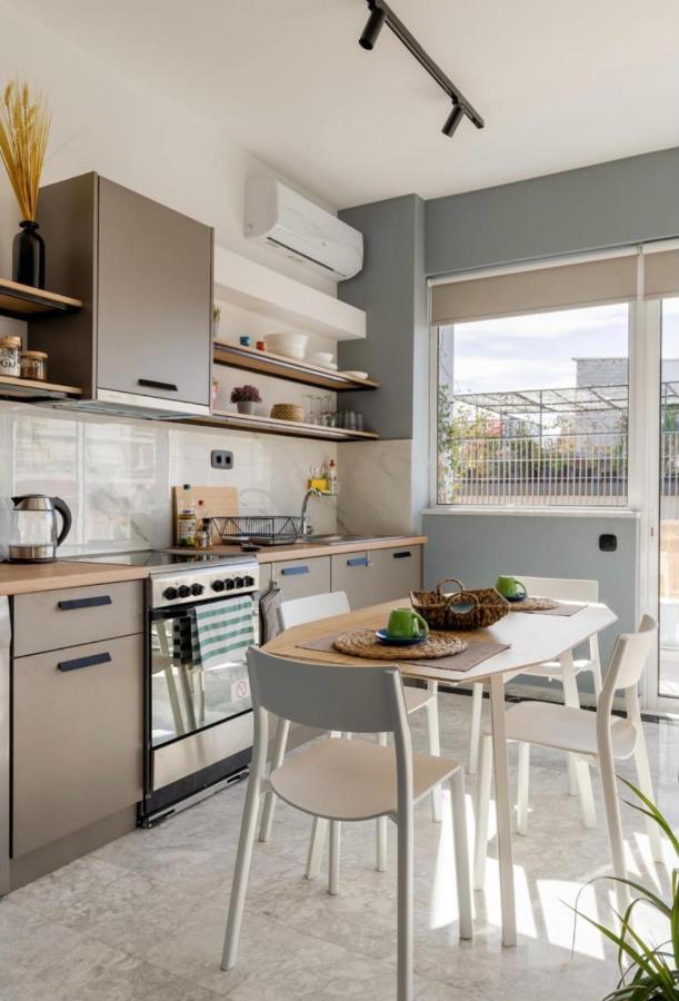 Апартаменты Loft With Private Parking Афины Экстерьер фото